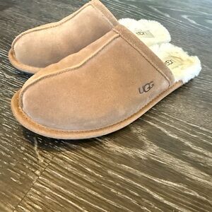 UGG Chestnut Suede Slippers with Cream Lining- worn once with socks
